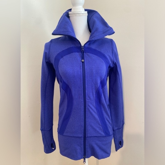 Lululemon In Stride Jacket in Dense Purple / Power Purple Size 6 - Picture 2 of 8